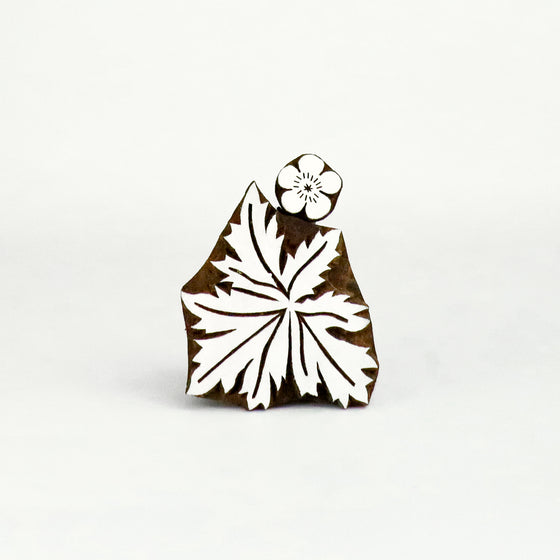 The Crafty Lass - Buttercup Leaf & Flower