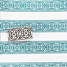  Indian Circle Pattern Border