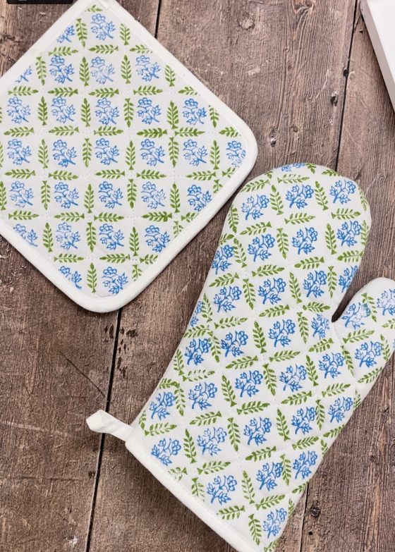 Kitchen Set- Oven Glove & Pot Stand