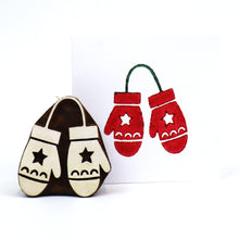  Festive Patterned Gloves