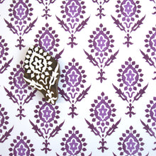  Elegant Paisley