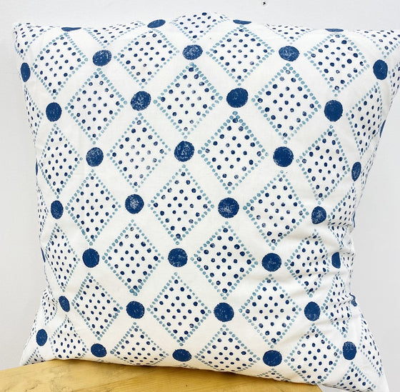 Dotty Diamond Outline LAST CHANCE