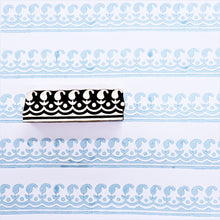  Indian Paisley Border