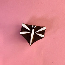  Indian Wooden Printing Block - Small Botanical Dragonfly
