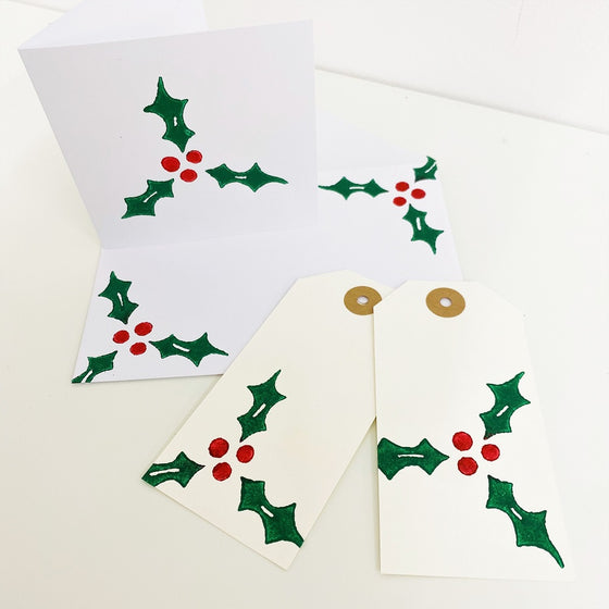 Medium Triple Holly