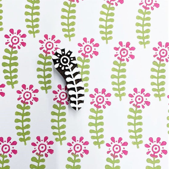 Leafy Standing Flower ARCHIVED